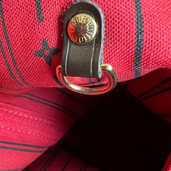 Authentic Louis Vuitton Neverfull MM in Damier Ebene Canvas - Picture 8 of 13